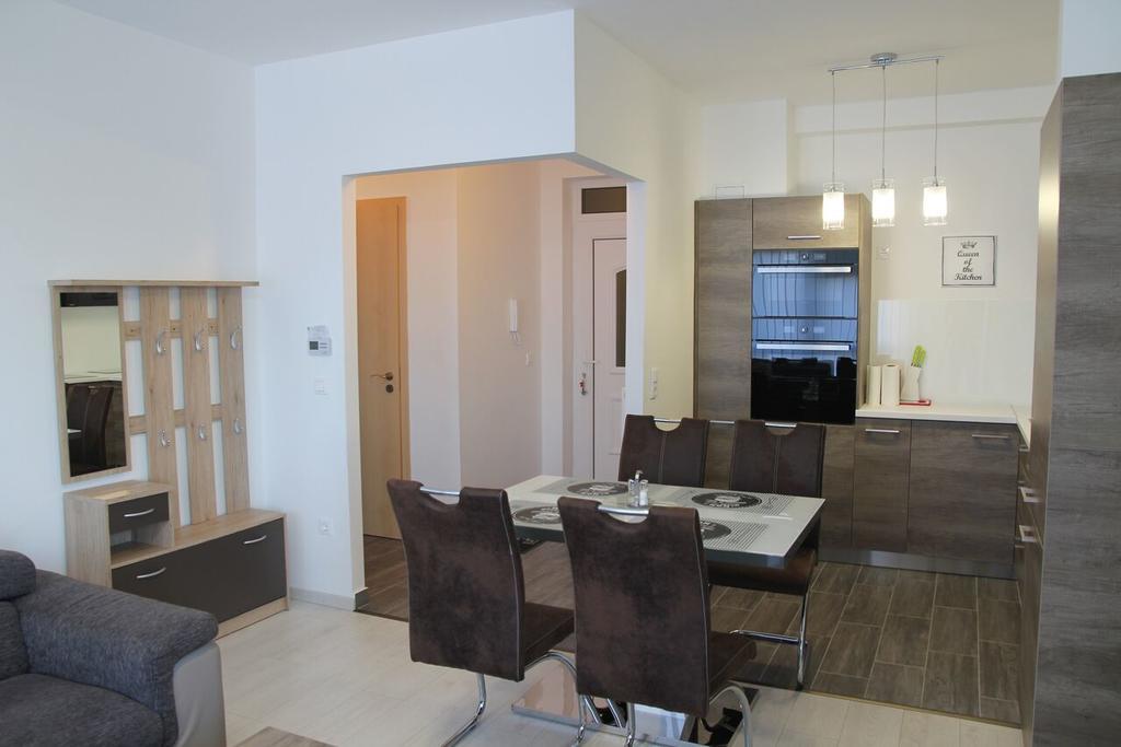 Appartement Urban Apartman à Miskolc Extérieur photo